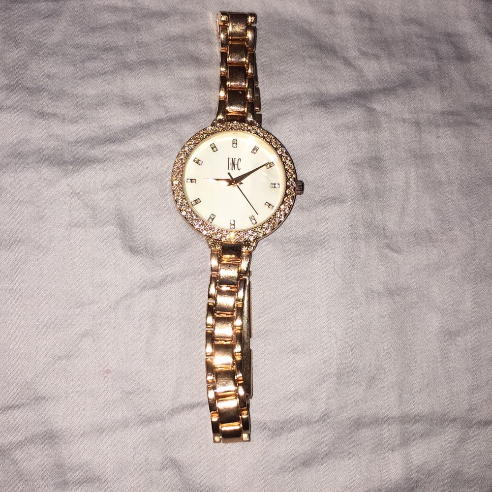 I-N-C  watch